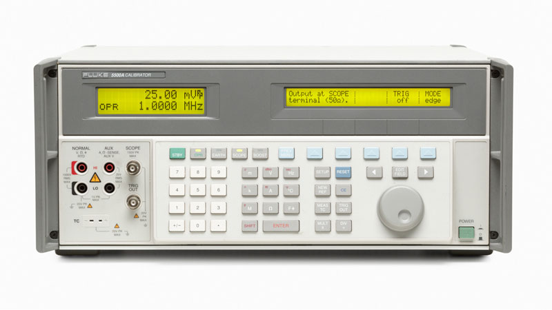 5522A - Fluke Calibrator