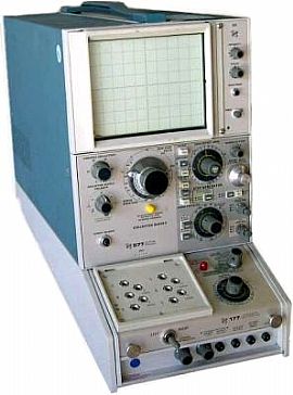 577D2 - Tektronix Curve Tracer