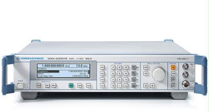 SML03 - Rohde & Schwarz Signal Generator