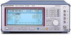 SMT03 - Rohde & Schwarz Signal Generator