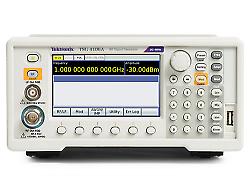 TSG4104A - Tektronix Signal Generator