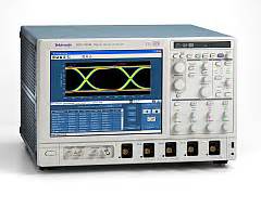 DSA71254B - Tektronix Oscilloscope