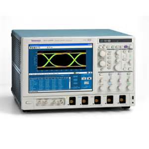 DSA72004C - Tektronix Oscilloscope - Click Image to Close