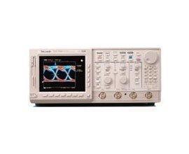 TDS820 - Tektronix Oscilloscope